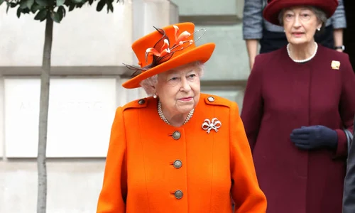 The Queen Visits The Royal Academy Of Arts jpeg