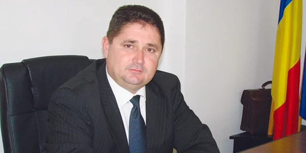 Marius Caraveţeanu, primarul oraşului Răcari