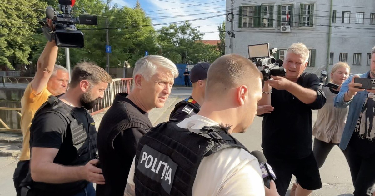 Peste nouă milioane de lei găsiți la Cristian Pomohaci