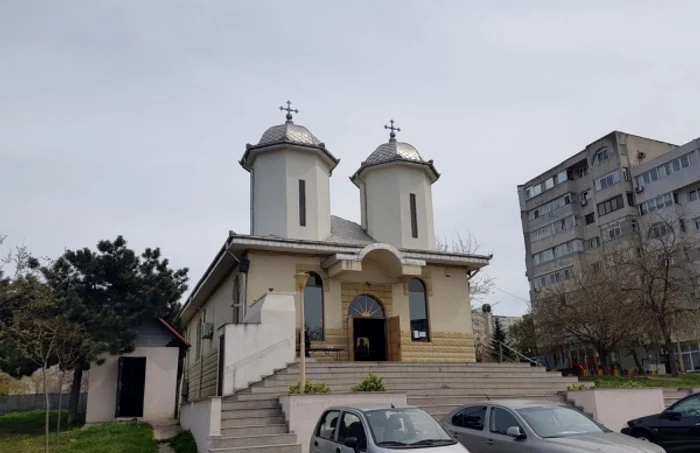 Biserici din Constanta deschise credinciosilor FOTO Calin Gavrilaş