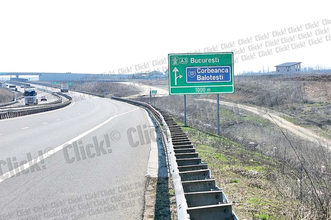 Maşinile intră şi ies  de pe autostradă pe  “breteaua” de ţară (Fotografii: Sever Gheorghe)