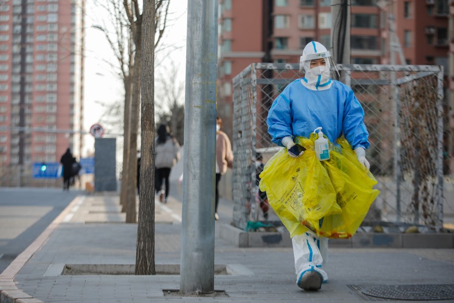 China respinge acuzațiile privind originea COVID-19 și susține că a apărut în SUA prima oară