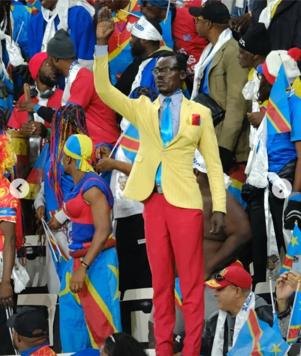 Motivul pentru care un fan a stat nemișcat pe parcursul meciurilor de la Cupa Africii. Umilit de un fotbalist