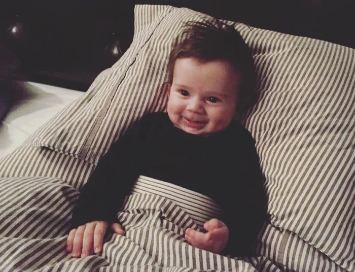 Bebeluşul Ancăi Serea îi înseninează zilele vedetei