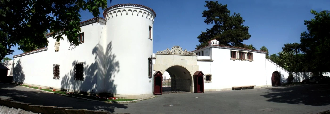 Expoziţia Regală „Palatul Elisabeta” s-a deschis. Publicul este aşteptat începând cu data de 8 aprilie, ora 10:00.