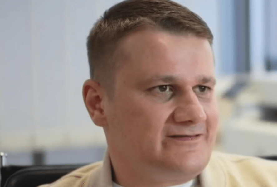 De la mop la CEO. Povestea de succes a șefului unui mare lanț de hipermarketuri din România