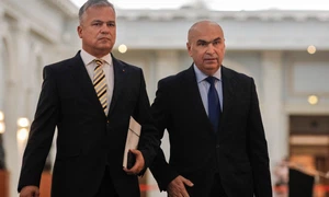 Adrian Veștea alături de Ilie Bolojan FOTO INQUAM / MALINA NOROCEA 