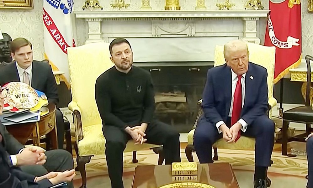 Zelenski nu știe ce s-a întâmplat cu centura de campion a lui Usyk dăruită lui Trump: „Poate că este încă acolo”