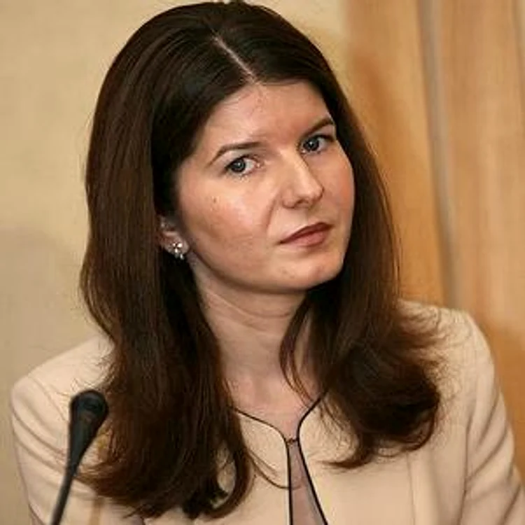 
    Monica Iacob Ridzi, acuzată de delapidare  