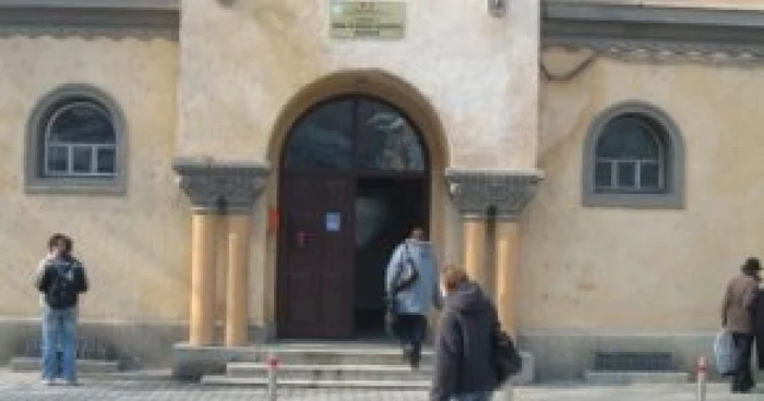 Agenţia pentru Prestaţii Sociale a suspendat plata mai multor alocaţii de susţinere a familiei