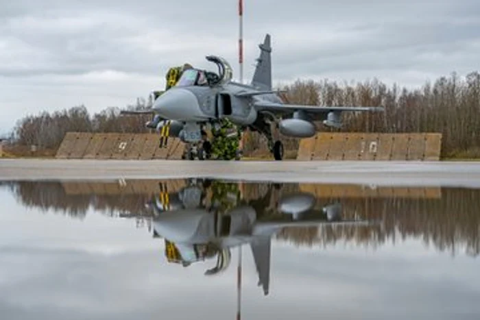 Avioanele suedeze Gripen participă la misiunea de patrulă aeriană în Polonia FOTO X/NATO AIR COMMAND