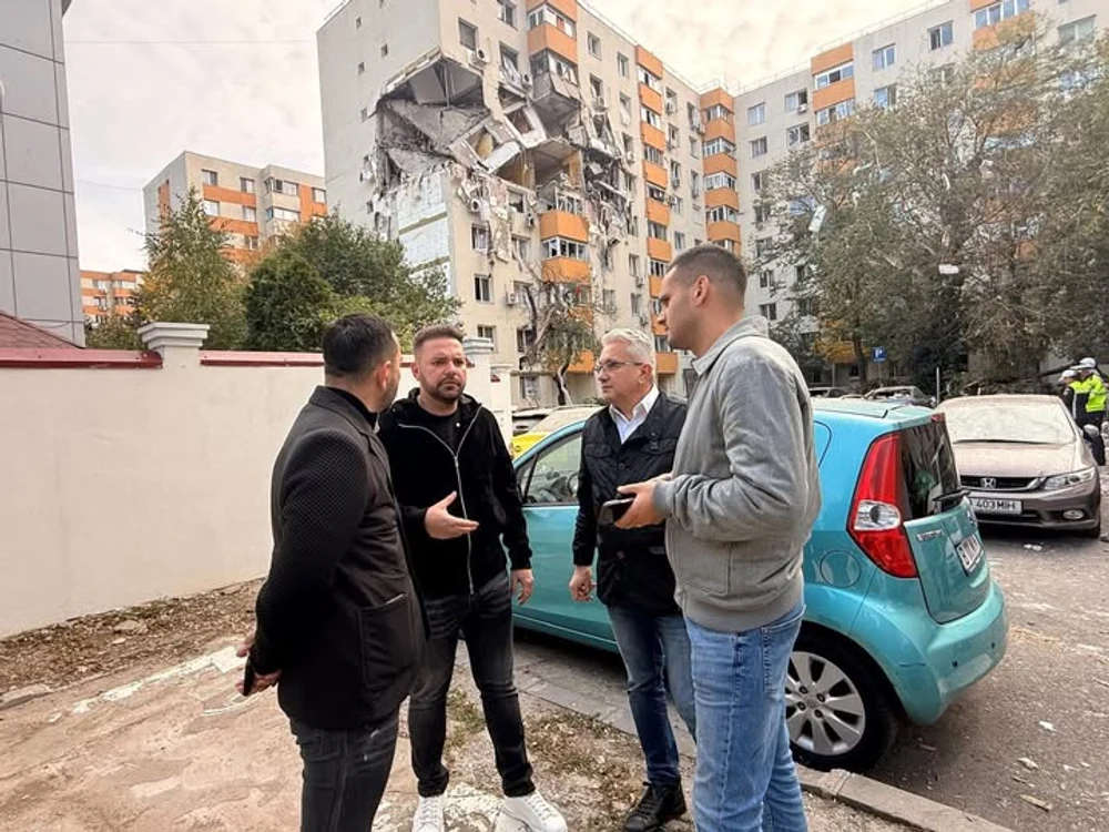 Vlad Popescu Piedone anunţă că proprietarii apartamentelor blocului din Rahova care a explodat vor fi scutiţi de la plata taxelor şi impozitelor locale