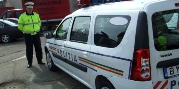 Poliţiştii au prins un tânăr băut la volan