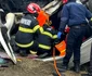 Autocisternă plină cu sodă caustică de pe platforma chimică vâlceană răsturnată pe DN64 Foto ISU Vâlcea jpeg