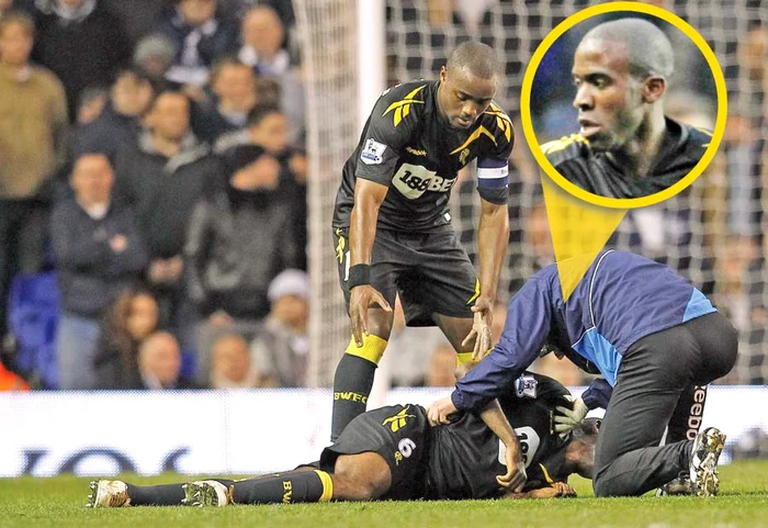 Muamba s-a prăbuşit în stare de inconştienţă pe teren, în minutul 41