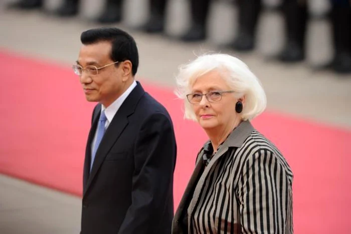 Johannea Sigurdardottir, premierul Islandei, a vizitat China în interes profesional. FOTO: AFP
