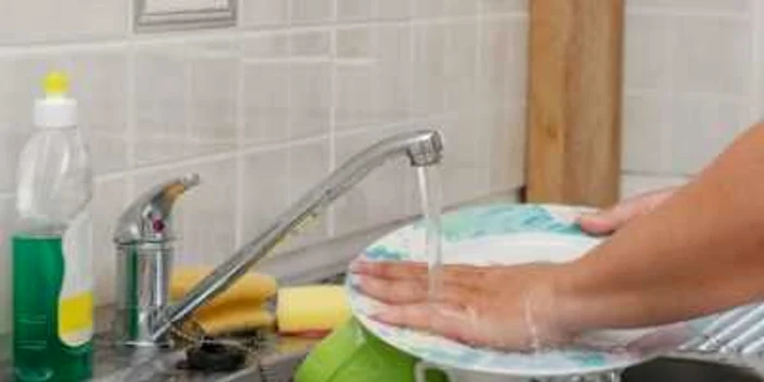 Oradea: Mai multe străzi rămân fără apă caldă