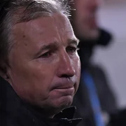 CASETĂ Dan Petrescu, antrenor CFR Cluj (Sportpictures) jpg