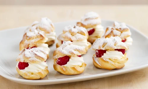 choux a la creme cu frisca jpeg