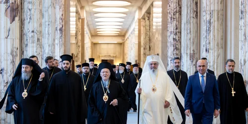 BOLOJAN Bartolomeu Daniel la palatul Victoria FB ILie Bolojan jpg