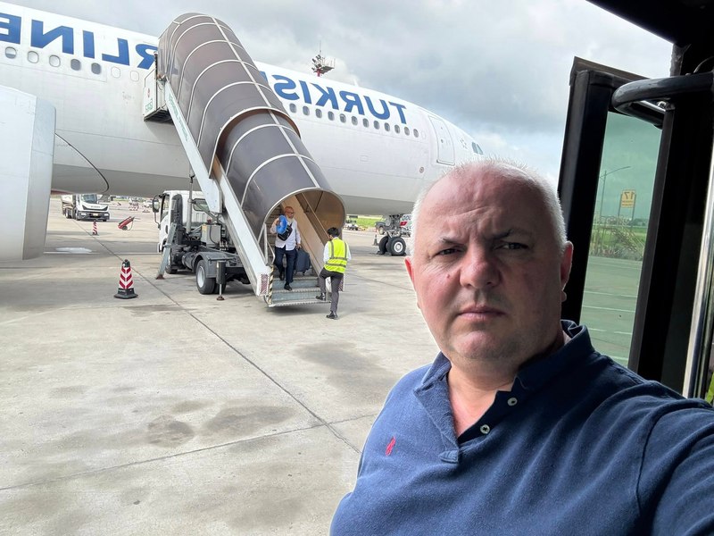 Omul de afaceri Avram Gal intervine în scandalul de la Ministerul de Externe: „Responsabilitatea este la ministru, nu la consul”
