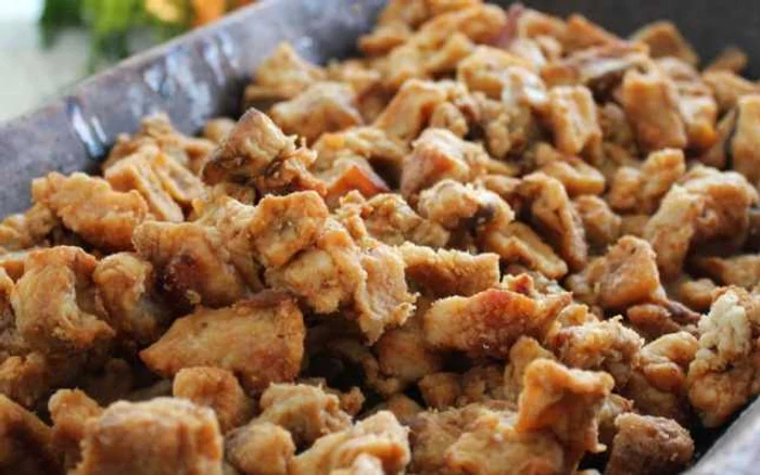 Jumările crocante sunt un deliciu pe masa de Crăciun. Foto raduzarnescu.blogspot.com
