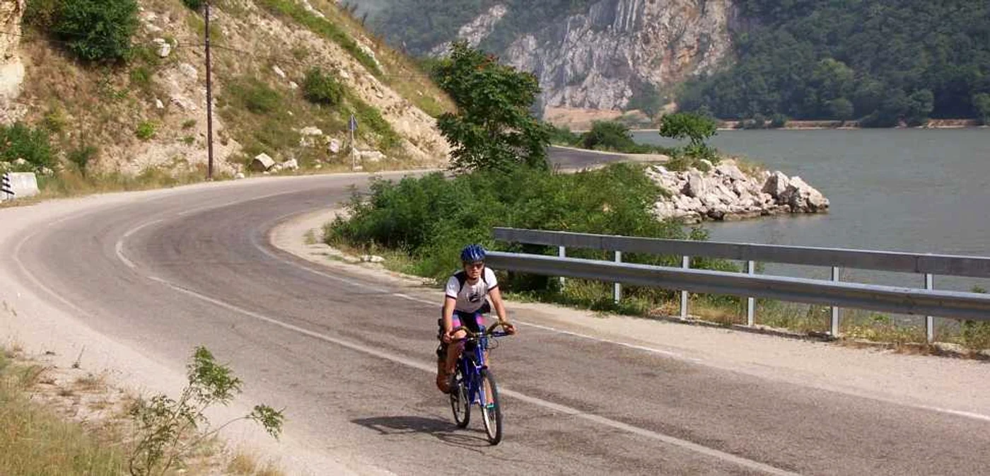 5000 de km de trasee cicloturistice investigate