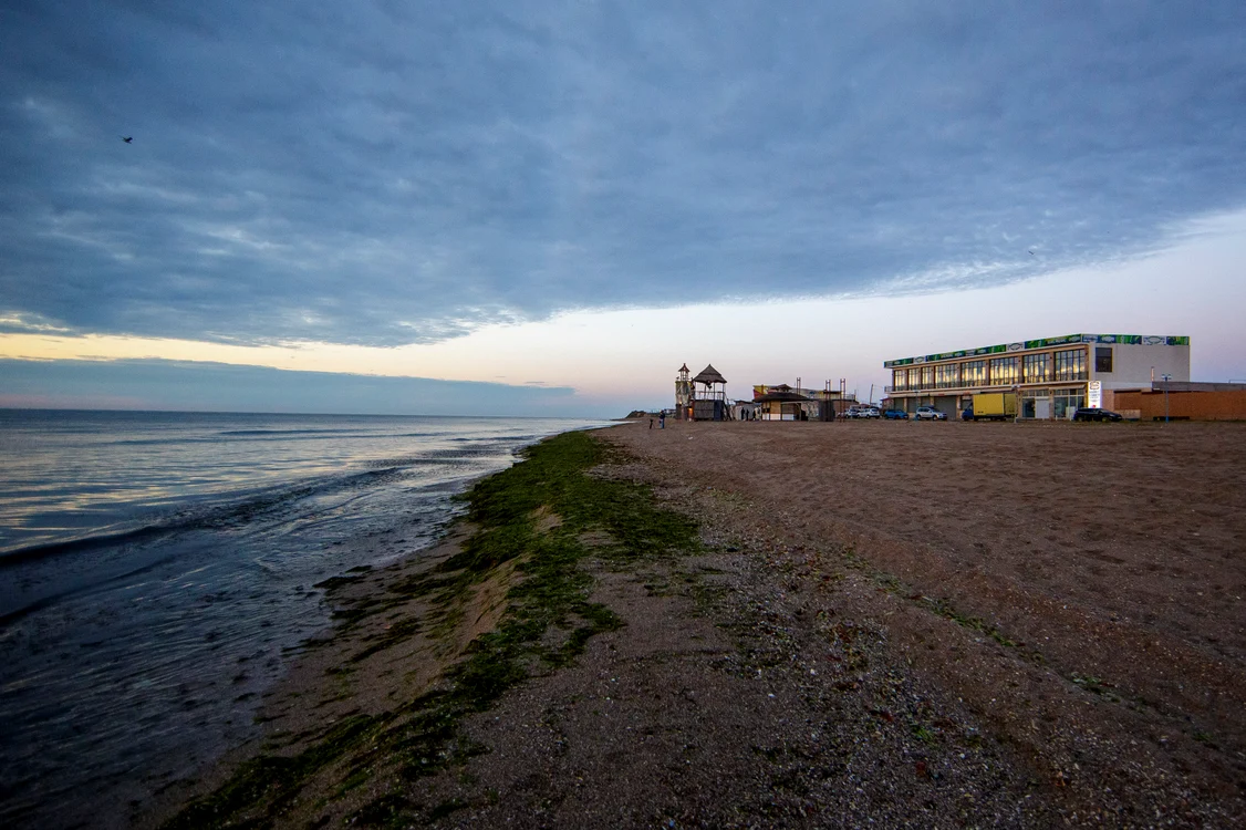 
    Plaja din Vama Veche, pentru prima dată pustie de 1 MAIFoto: Inquam Photos  