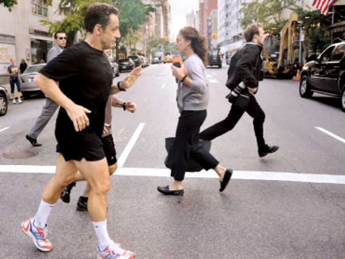 
    Preşedintele Franţei s-a relaxat pe străzile din Manhattan. Foto: Afp  