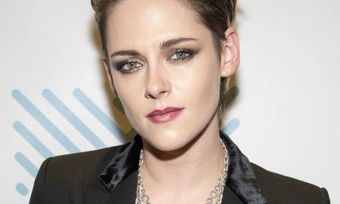 1 kristen stewart gettyimages 1174360440 jpg jpeg