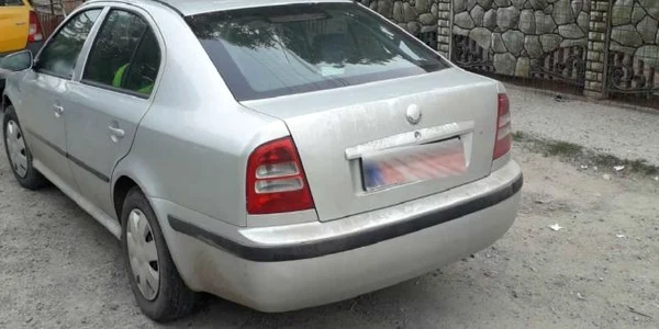 Maşina în care a fost găsit gălăţeanul cu permis fals FOTO Poliţia de Frontieră