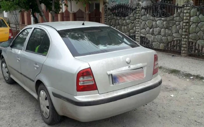 Maşina în care a fost găsit gălăţeanul cu permis fals FOTO Poliţia de Frontieră