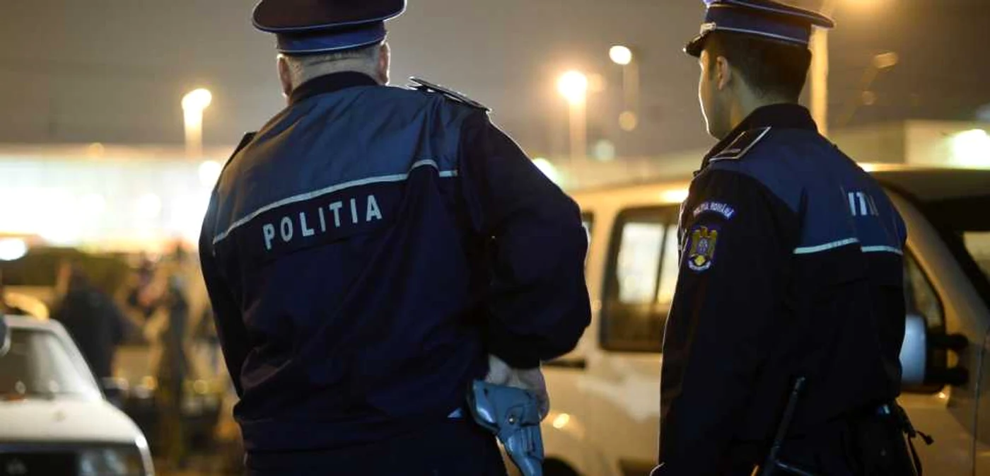 Poliţiştii, la datorie FOTO Mediafax