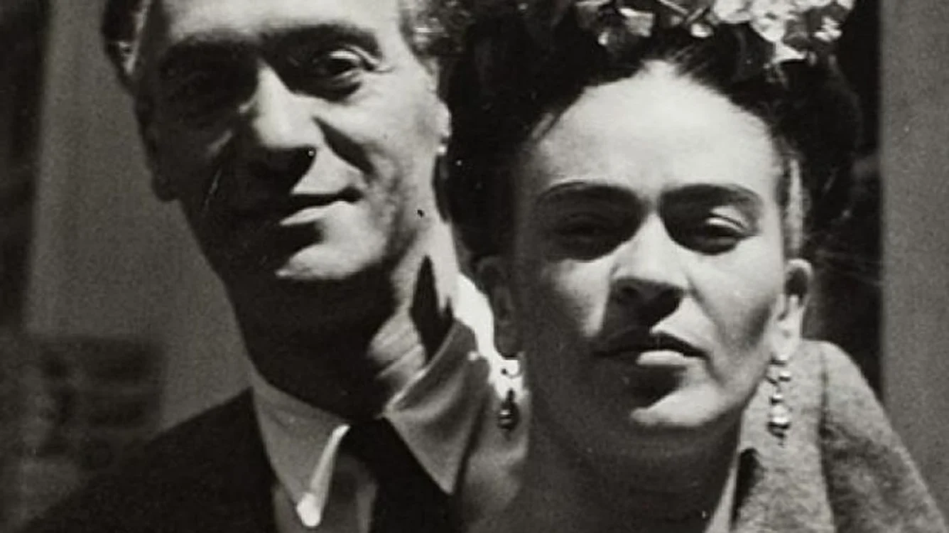 Frida Kahlo alături de Diego Rivera. FOTO: arhivă