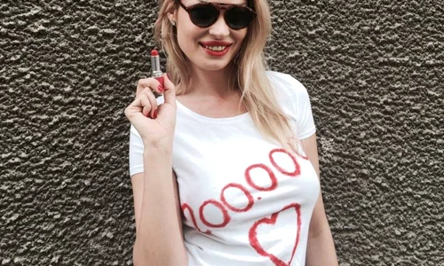 valentina pelinel jpeg