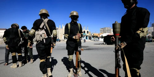 Rebeli houthi în Yemen FOTO EPA-EFE