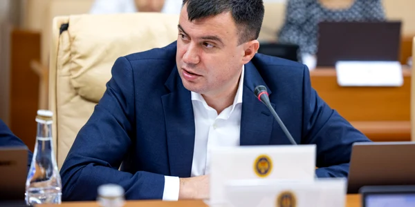 Petru Rotaru ministrul Finantelor FOTO Facebook jpg