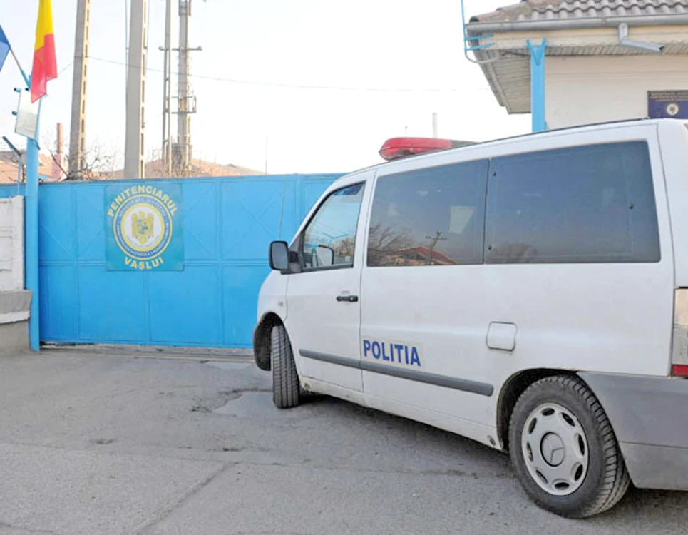 Cei 7 violatori  au fost duşi ieri la  Penitenciarul Vaslui