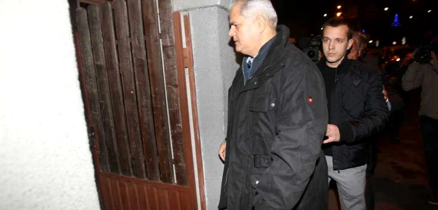 Adrian Năstase, după condamnare FOTO Pappics