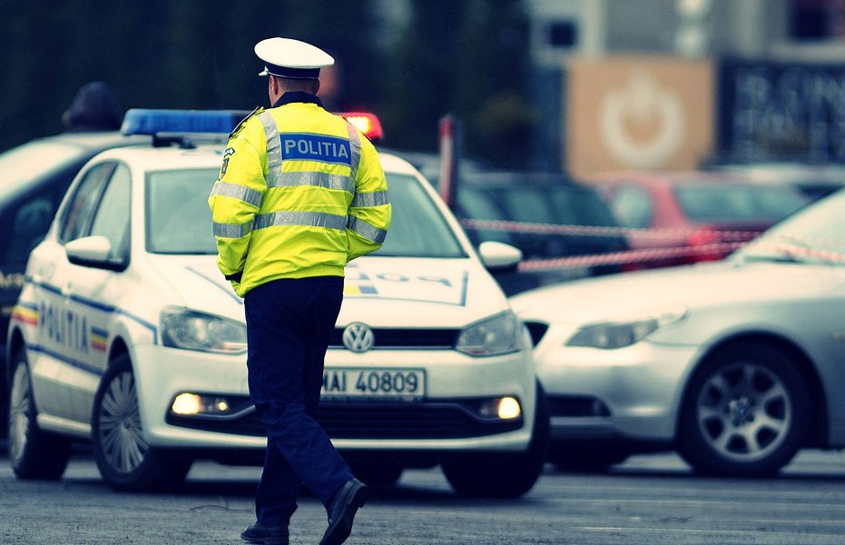 Un clujean dat în urmărire internațională de autoritățile din Cehia, prins în trafic la Pitești