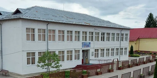 liceul tehnologic maracineni foto facebook jpg