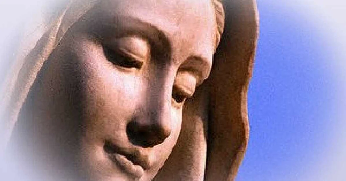 Italianca a încercat luni la rând să o vadă pe Fecioara Maria
