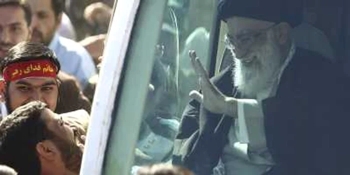 Regimul ayatollahului Khamenei părea nu numai ferit de furtuna revoluţiilor care au cuprins întreaga regiune, ci chiar principalul beneficiar al acestora. Pierderea influenţei asupra Hamasului face însă Teheranul mai vulnerabil.   