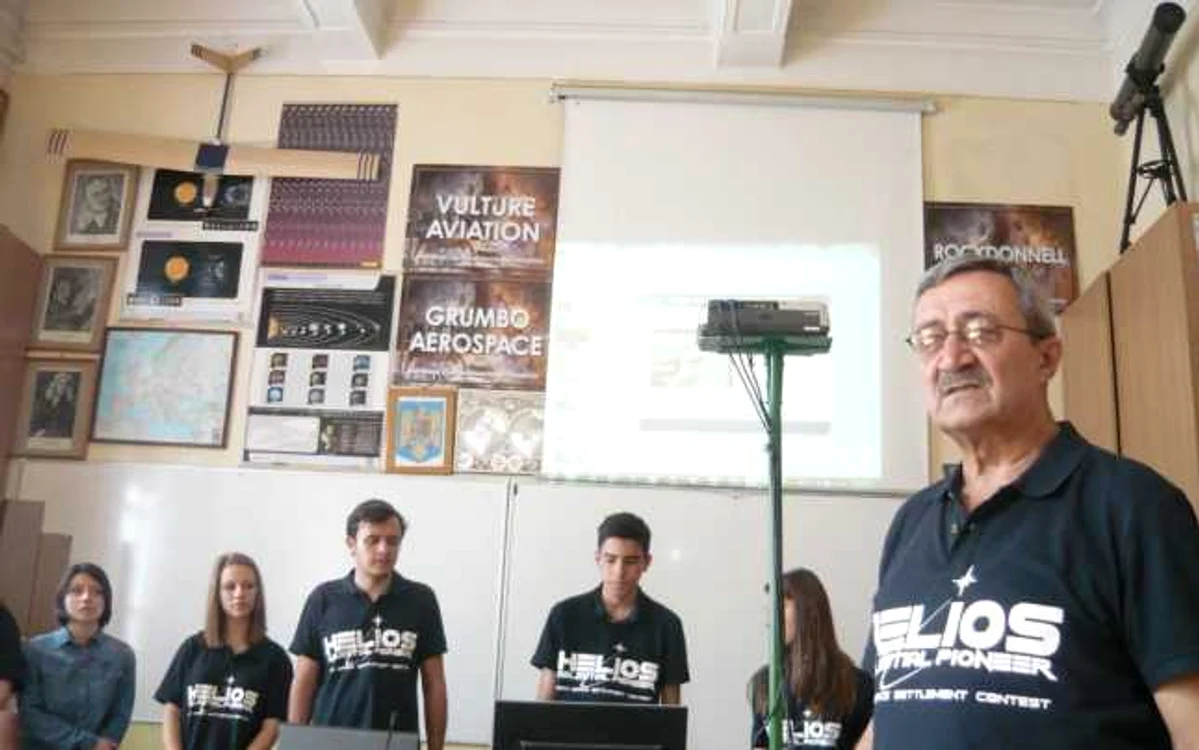 Profesorul Ion Băraru şi echipa de excelenţă de la Colegiul Mircea cel Bătrân