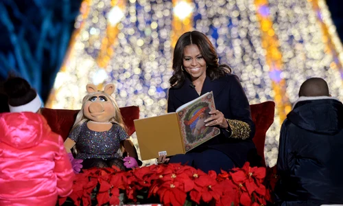 Michelle Obama hepta 2223470 jpeg