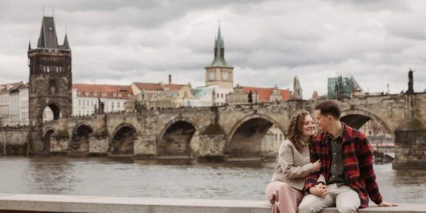 Povestea a doi străini care s au mutat într un apartament din Praga  Foto KemalOnurOzman com via CNN jpg