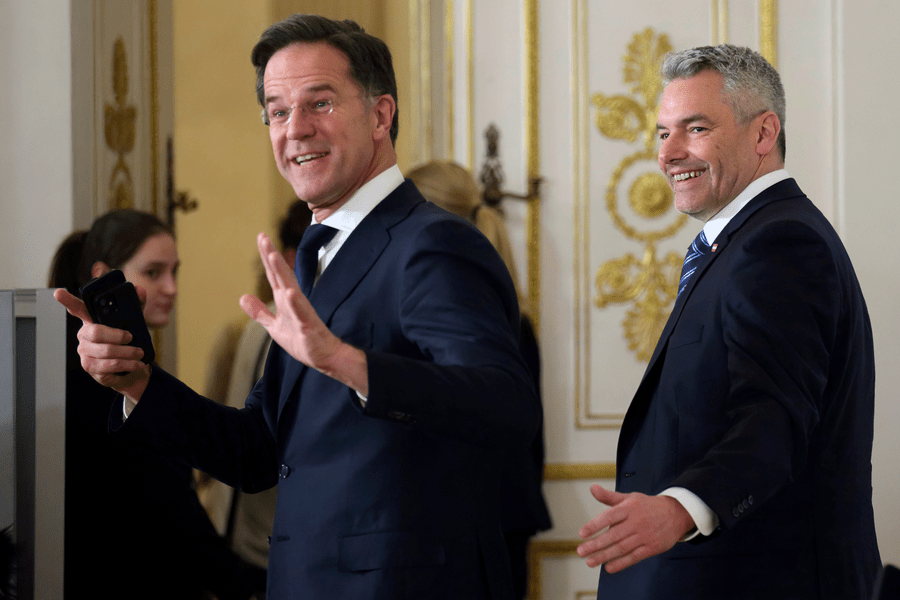 Nehammer și Rutte, discuție despre Schengen. „Suntem uniţi în obiecţia noastră faţă de extindere”