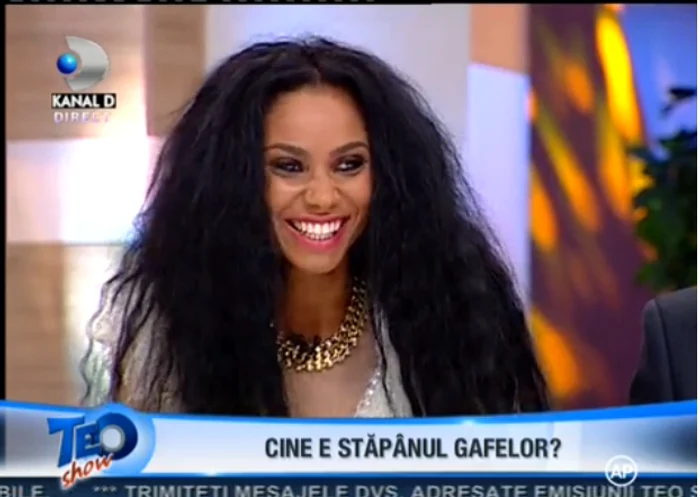 
    Laurette  