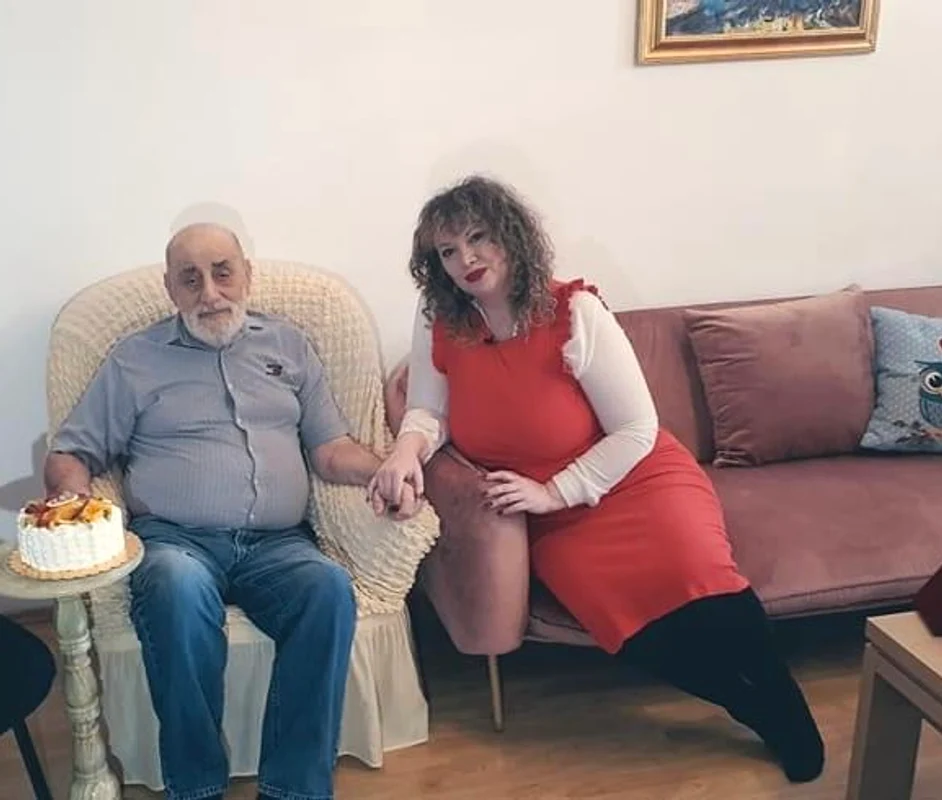 Oana Lis nu prea mai poate face singură cu problemele pe care le are soțul ei