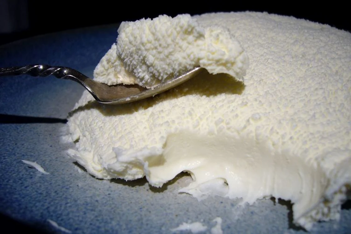 Prăjitură marmorată cu mascarpone jpeg
